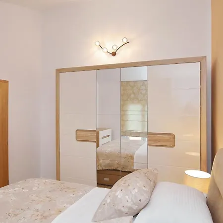 Marko By Adriaticluxuryvillas * Свети-Филип-и-Яков